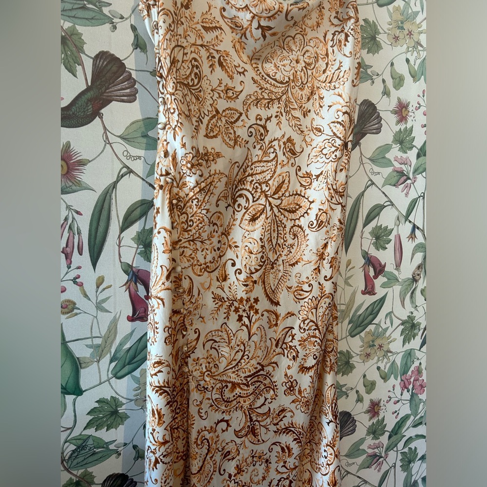 SOLD 🙈 Dress Forum Satin Paisley Dress *oversized - Picture 2 of 5